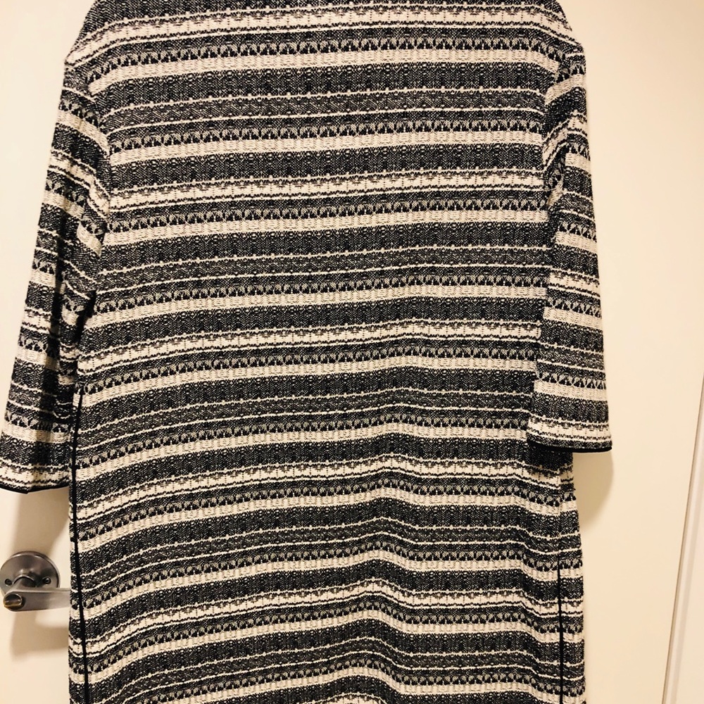 Coat - Picture 3 of 4